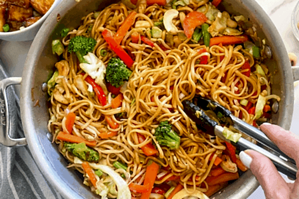 Chow Mein Tarifi