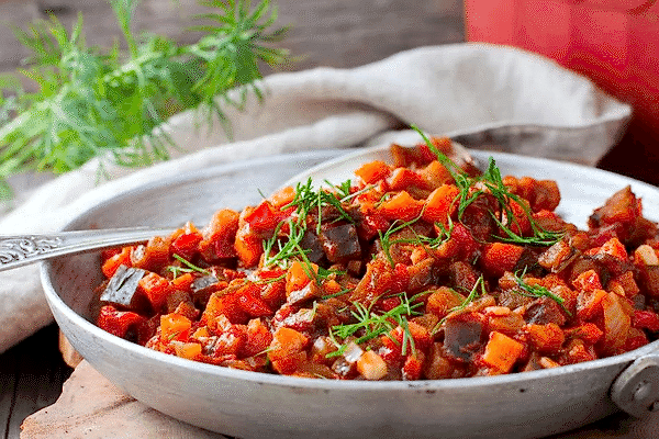 Zeytinyağlı Patlıcan Yemeği Tarifi